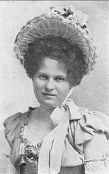 Růžena Maturová (1869-09-02 – 1938-02-25). Operatic sopranos