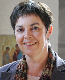 Karin Ott . Operatic sopranos