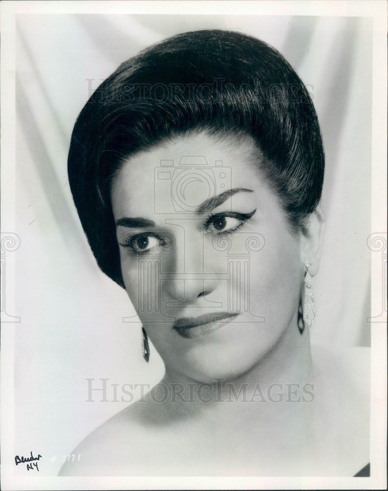 Lili Chookasian (1921-08-01 – 2012-04-09). Operatic contraltos