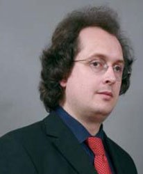 Dominik Wörner . Operatic basses