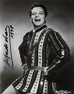 Alfredo Kraus (1927-11-24 – 1999-09-10). Operatic tenors