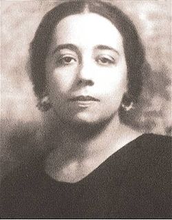 Hina Spani (1896-02-15 – 1969-07-11). Operatic sopranos