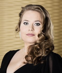 Christiane Kohl (2010-11- – 2011-” class-06). Operatic sopranos