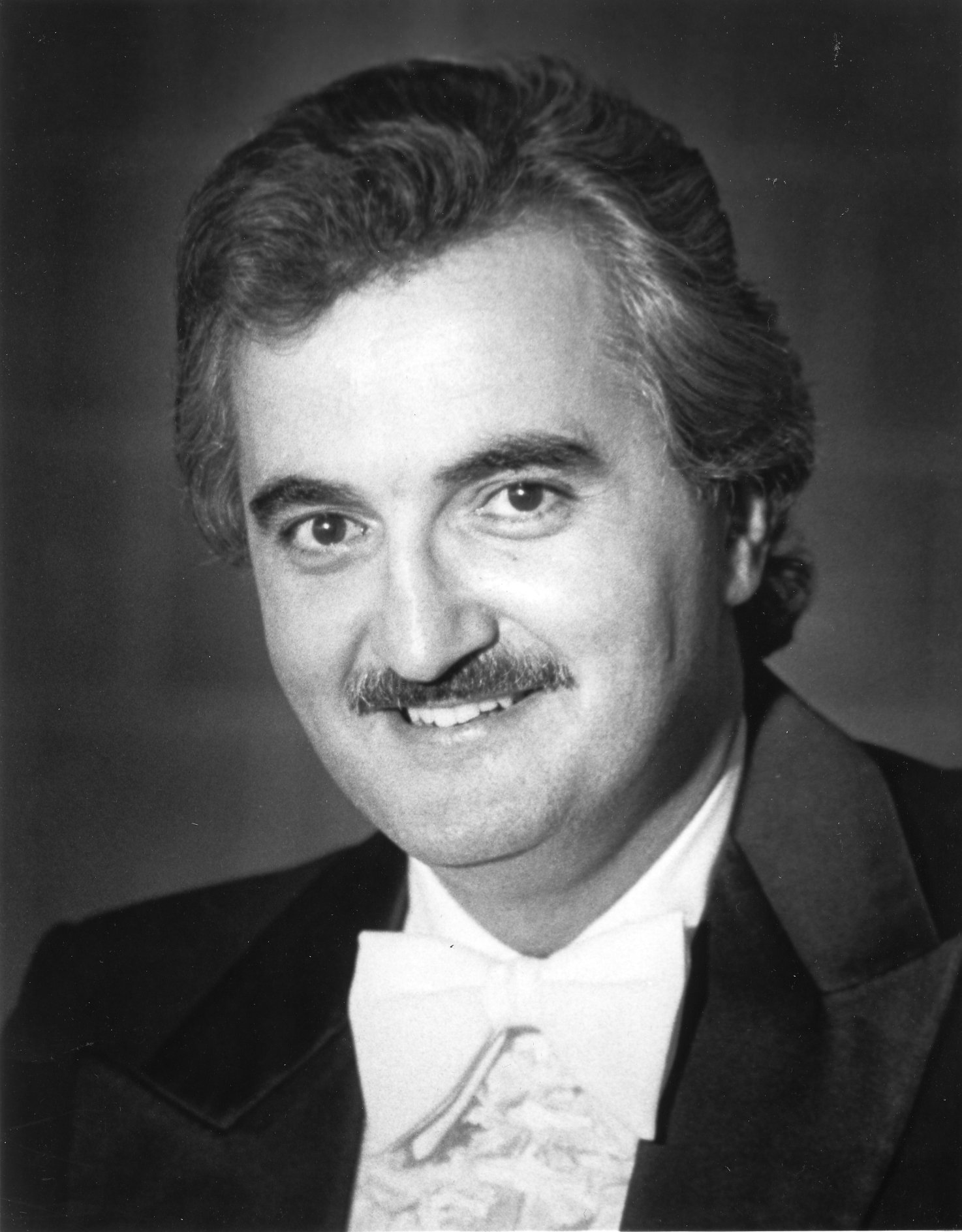 Andreas Poulimenos . Operatic baritones