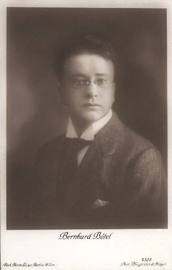 Bernhard Bötel (1909-11-19 – –). Operatic tenors