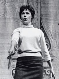 Beverly Wolff (1928-11-06 – 2005-08-14). Operatic mezzo-sopranos