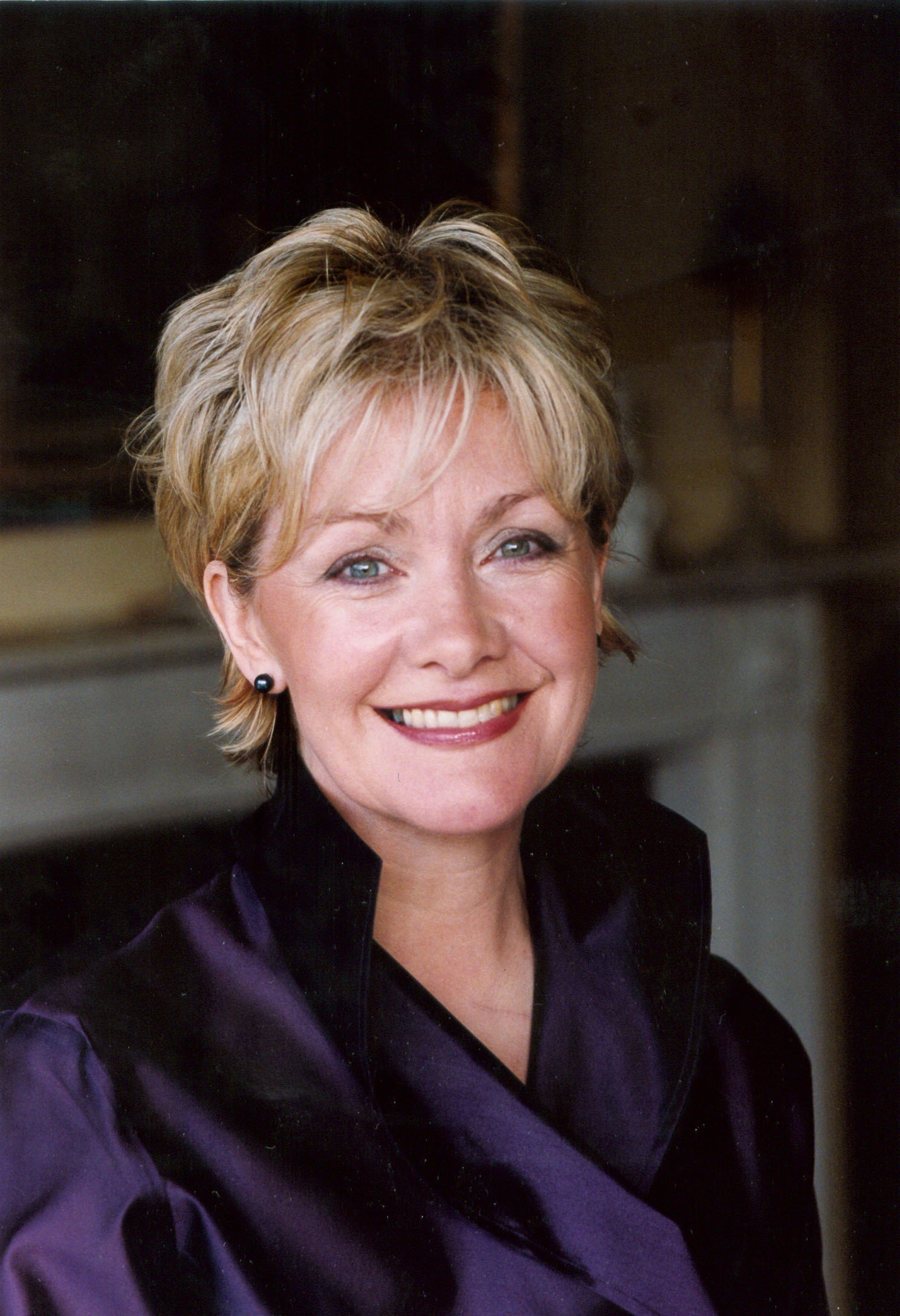 Lynne Dawson . Operatic sopranos