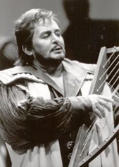Richard Versalle (1932-12-03 – 1996-01-05). Operatic tenors