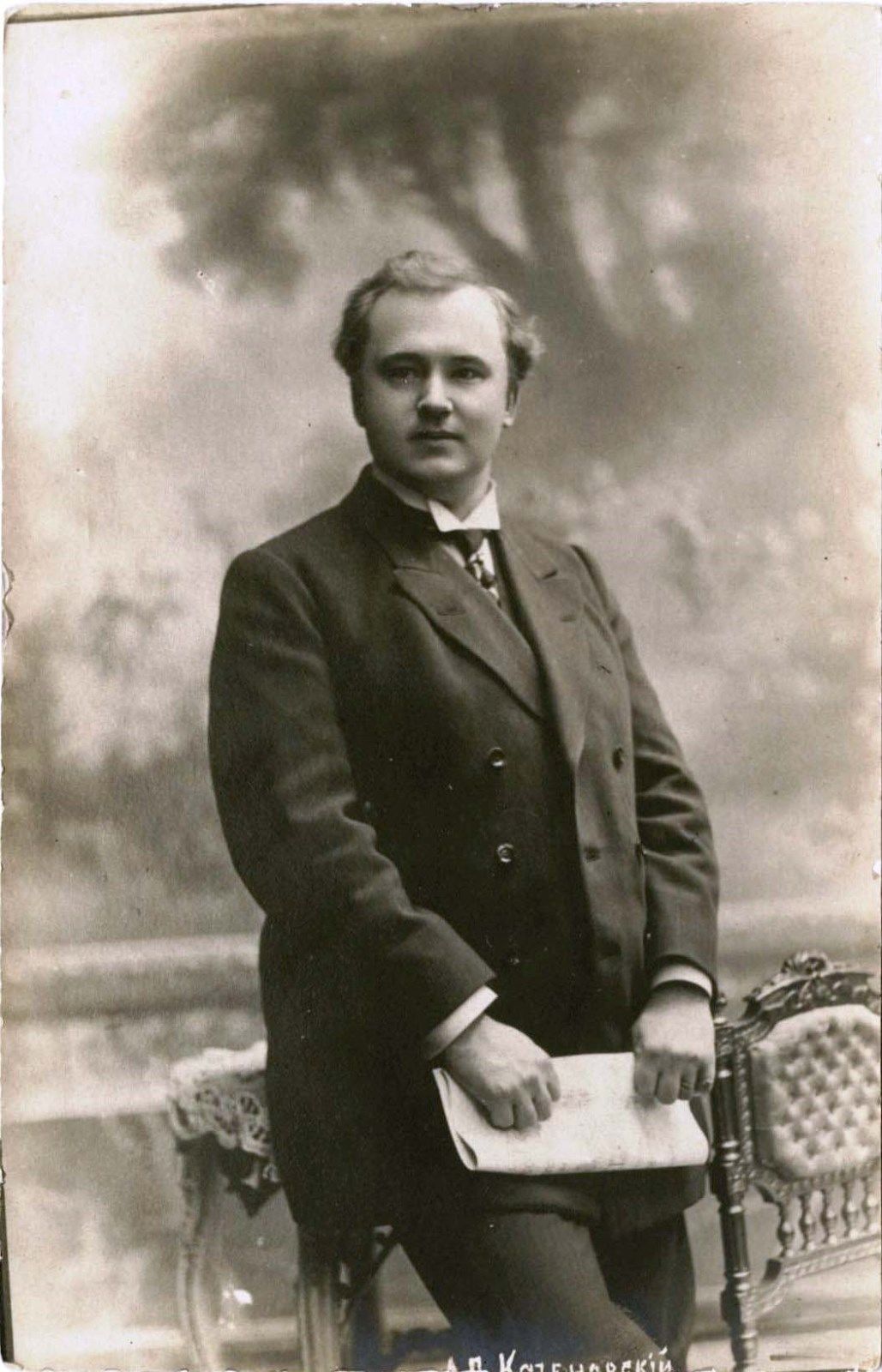 Helge Nissen (1871-09-05 – 1926-10-05). Operatic basses