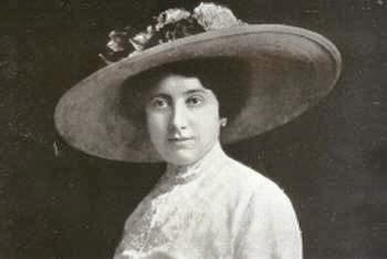 Giulia Novelli . Operatic mezzo-sopranos