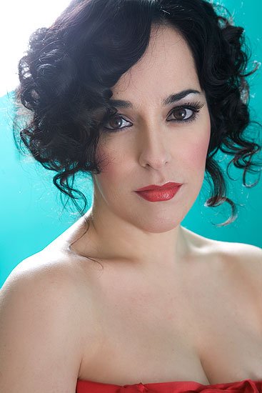 Laura Alonso (2013-07-20 – 2015-text-20). Operatic sopranos