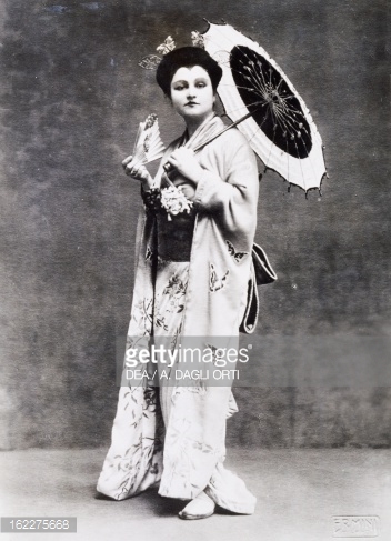 Rosetta Pampanini (1896-09-02 – 1973-08-02). Operatic sopranos