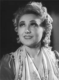 Maria Tauberová (1911-04-28 – 2003-01-16). Operatic sopranos