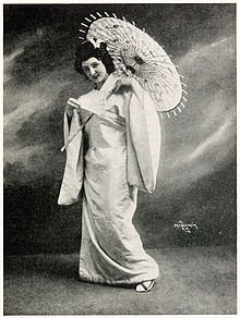 Florence Easton (1882-10-25 – 1955-08-13). Operatic sopranos
