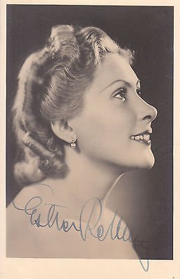 Esther Réthy (1912-10-22 – 2004-01-28). Operatic sopranos