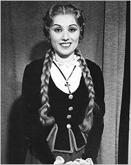 Natalie Bodanya (1908-08-23 – 2007-03-04). Operatic sopranos