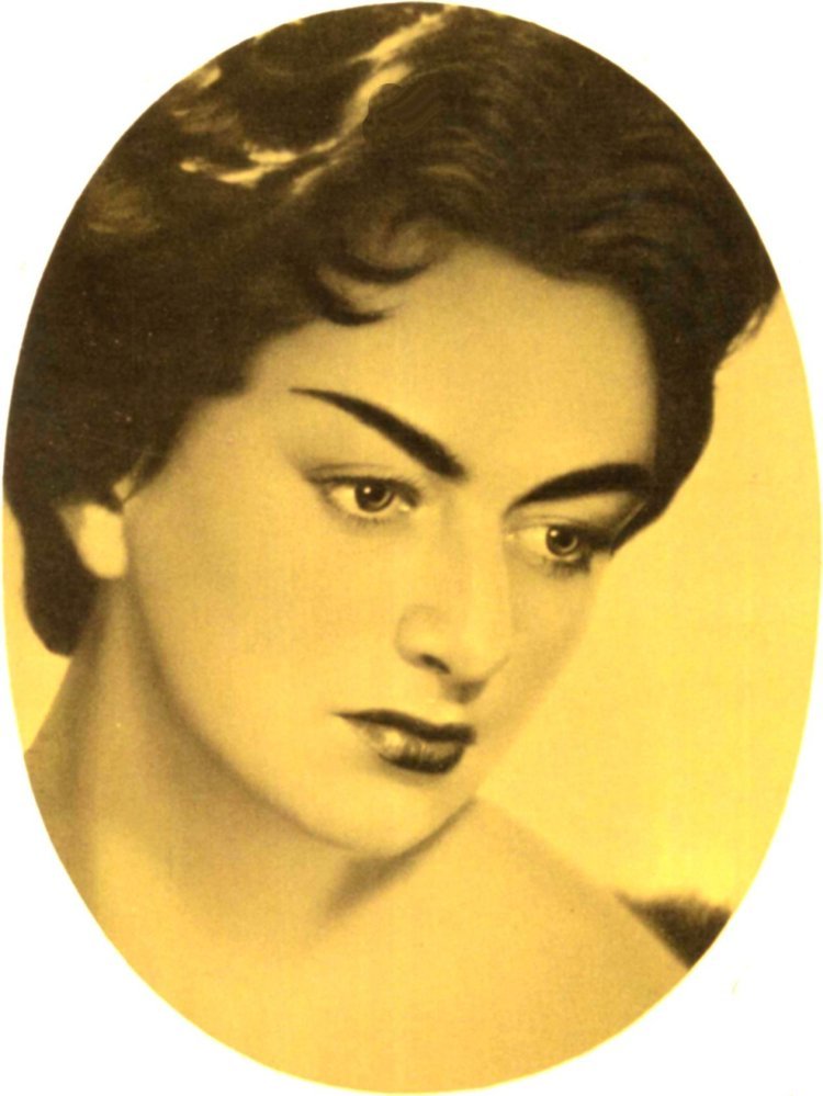 Stefania Woytowicz (1922-10-08 – 2005-08-31). Operatic sopranos
