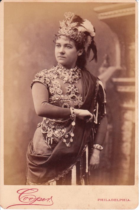 Alwina Valleria (1848-10-12 – 1925-02-17). Operatic sopranos