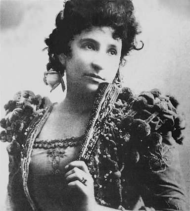 Nellie Melba (1861-05-19 – 1931-02-23). Operatic sopranos