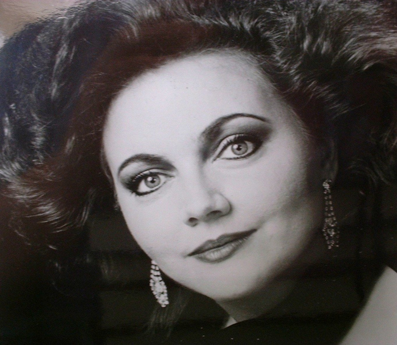 Marilyn Mims . Operatic sopranos