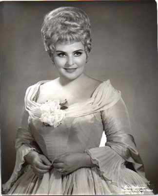 Pilar Lorengar (1928-01-16 – 1996-06-02). Operatic sopranos